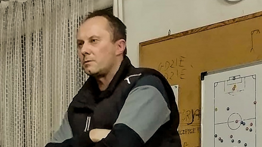 Szymon Stawowy nie jest już trenerem Pcimianki