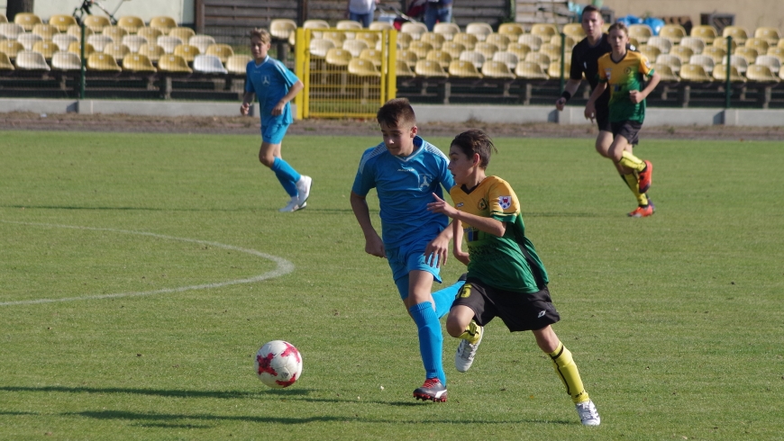 Tur 1921 Turek- Błękitni Mąkolno 2:1, trampkarz C2