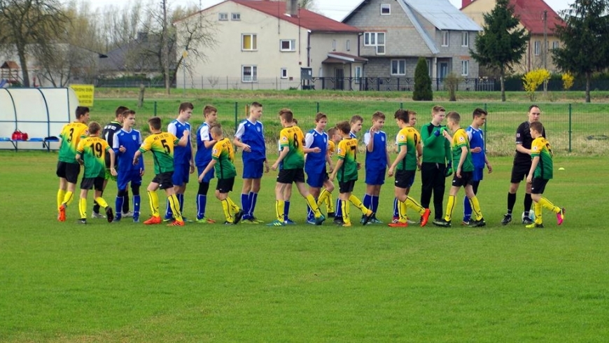 Trampkarz młodszy remisuje w Kramsku