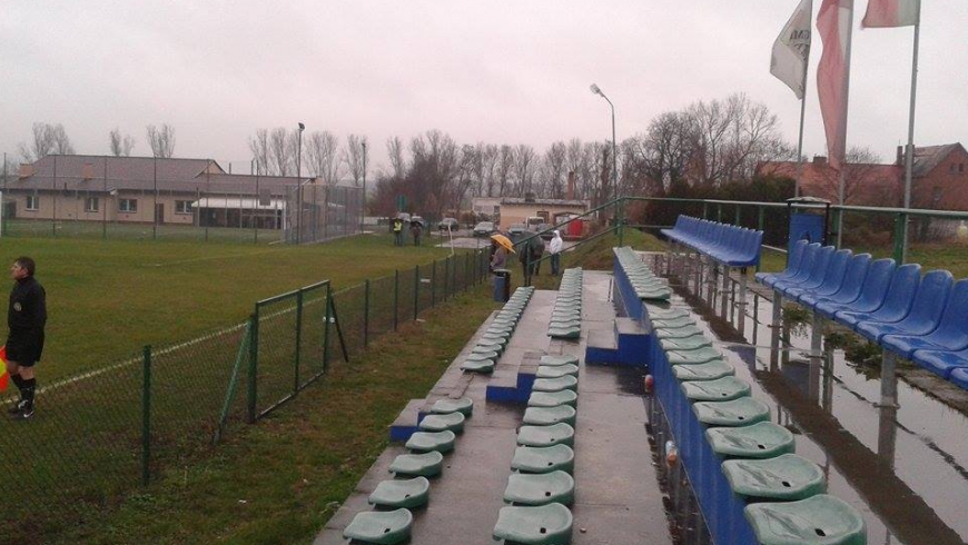 SMUTNY I DESZCZOWY FINAŁ JESIENI! 13. kolejka: LZS Wronczyn - TSG Kamieniec 1:4 (0:1)