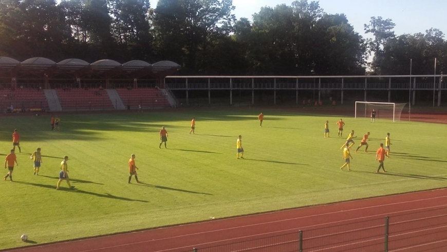 Sparing: Stal - Małapanew Ozimek 5:0.