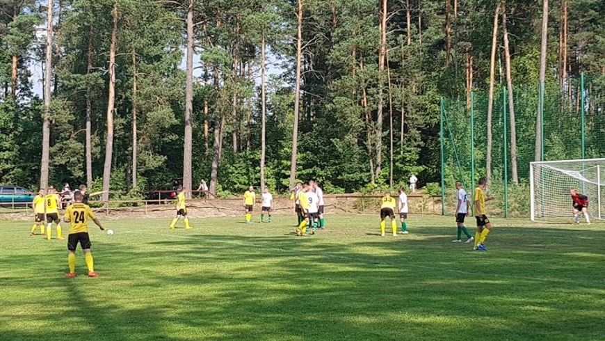 Inauguracja sezonu: Magic Niezabyszewo - Kaszubia Studzienice 1-1