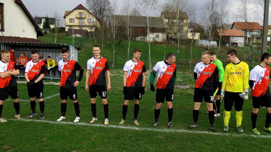 15 kolejka A klasy Czarni vs Beskid- 0:1