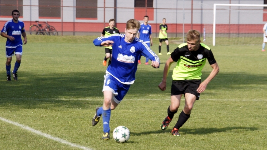 W derbach Pogórza GKS Gromnik lepszy o jedną bramkę.