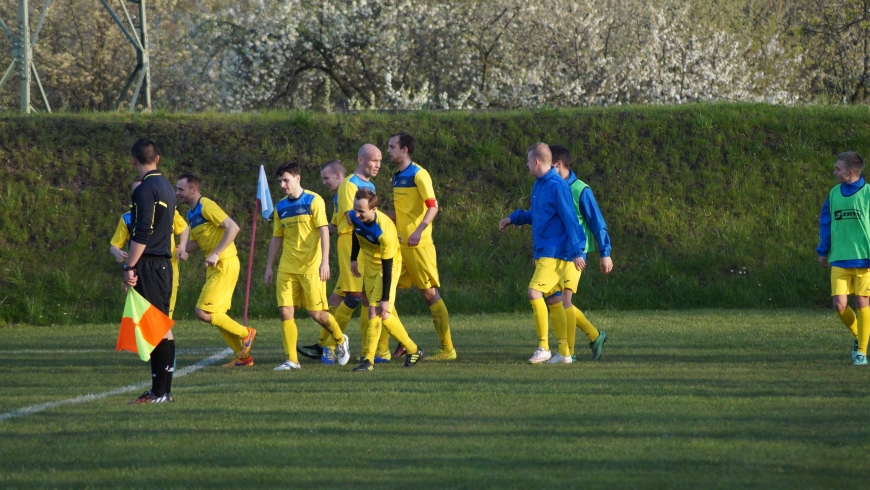 Pechowa porażka; Victoria Świebodzice - Unia 2-1