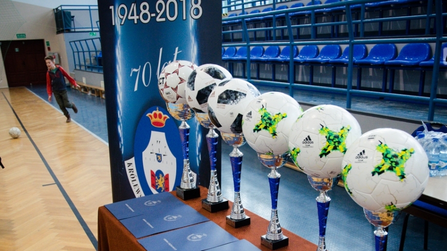 DUNAJEC Zakliczyn wygrywa w XVI Halowym Turnieju Piłki Nożnej - Ciężkowice 2019