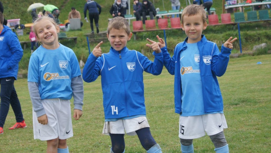 Wątpliwa pogoda nie przeszkodziła w piłkarskim festynie w Łomnicy