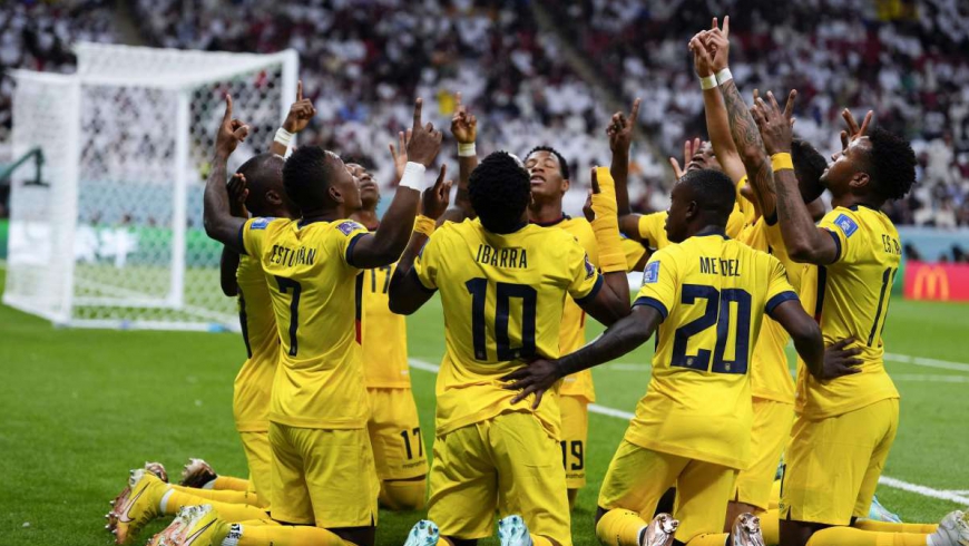 Isäntä hävisi ensimmäisen pelin MM-kisojen historiassa, Qatar 0:2 Ecuador