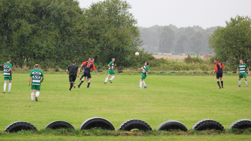 III KOLEJKA: LKS Droniowice- KS "Płomień" Przystajń 1-4(1-2)