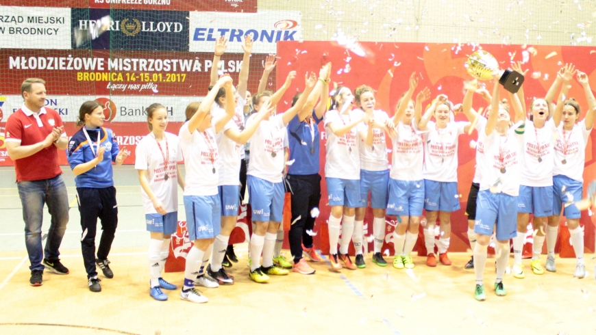 Młodzieżowy Mistrz Polski U18 w Futsalu Kobiet - KU AZS UW