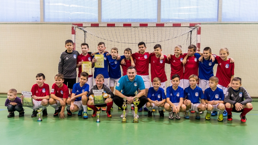 Mazur Gostynin U-12 zwyciężył w gwiazdkowym turnieju piłki nożnej