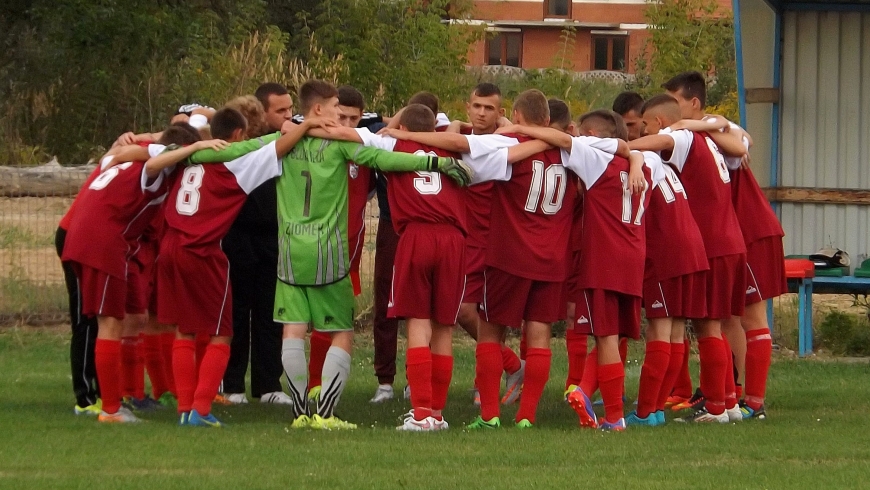 U-17 | W Wielki Piątek z niespodziewanym liderem!