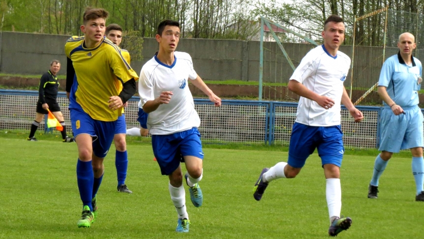 OLJ: MKS Kluczbork - Swornica Czarnowąsy 5:0 (3:0)