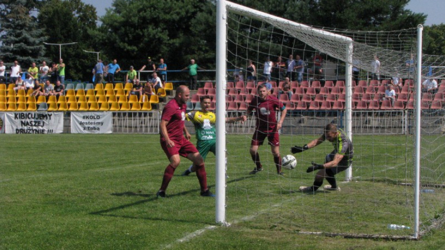 4 LO: ANGIELSKI FUTBOL W KROMOŁOWIE