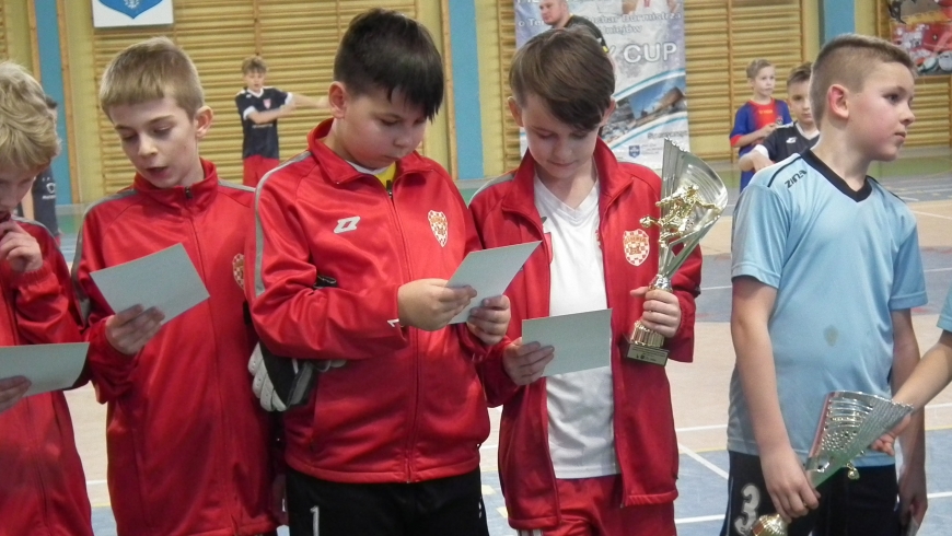 ROCZNIK 2006: Puchar "TERMY CUP" dla Warty Sieradz, odległe miejsce Olimpii Koło