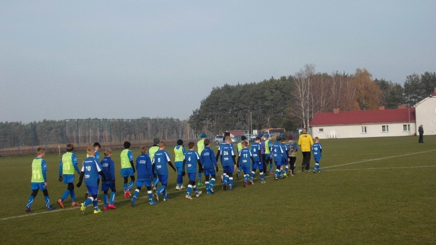 ZAKOŃCZENIE  NA BOISKU LIDERA