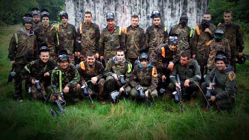 Integracja na paintballu...