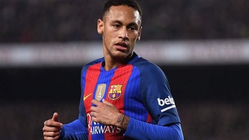 Rykten om Neymar kommer att lämna Barcelona till PSG