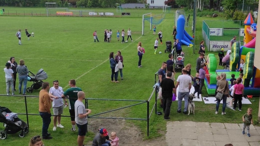 O Dniu Dziecka nie zapomnieli działacze i trenerzy LKS Jawiszowice !!!