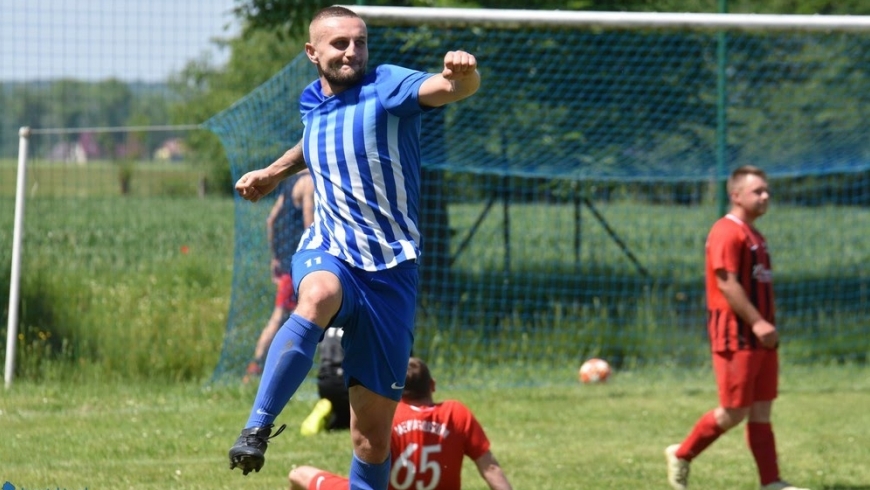 Jacek Kosek pieczętuje awans Kaczawy do klasy A!