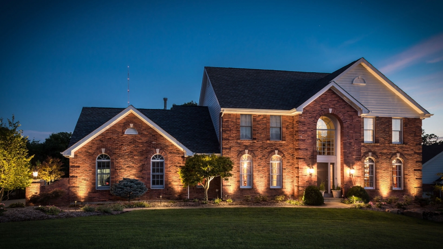 Outdoor Illumination Design: Where Energy Efficiency Meets Elegance