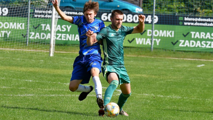 "Stalówka" przyjedzie do Bieniowic. Rezerwy zagrają ostatni akt.