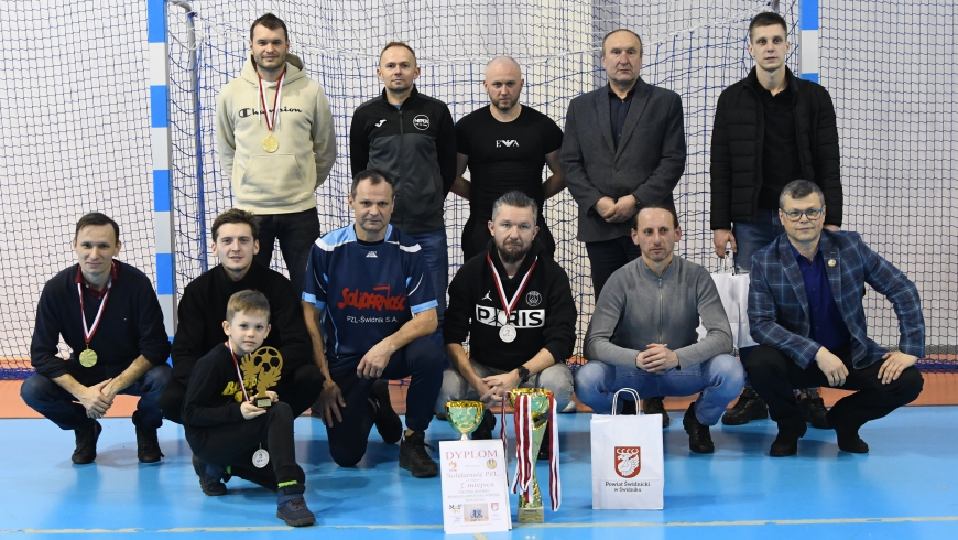 SOLIDARNOŚĆ PZL i PROGRES LUBLIN ZWYCIĘZCAMI LIGI FUTSALU W ŚWIDNIKU!!!