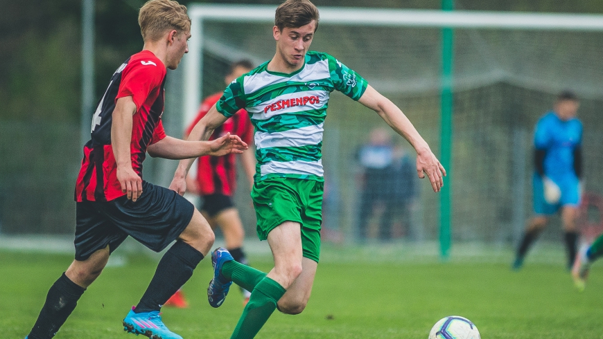 U17: Zieleńczanka z wiatrem odskoczyła, porażka juniorów młodszych...