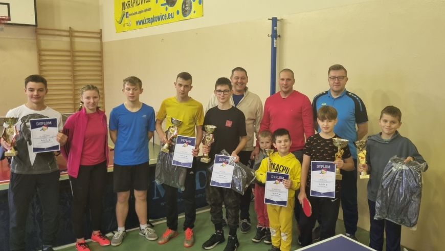 VIII otwarty mikołajkowy turniej tenisa stołowego o Puchar Burmistrza Krapkowic