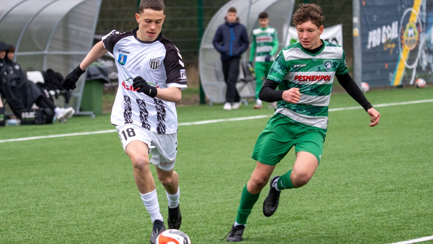 U17: Postawili się liderowi, ale bez punktów na Sandecji