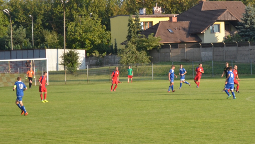 VII kolejka: Łazowianka - Zagłębiak (po raz 7.)