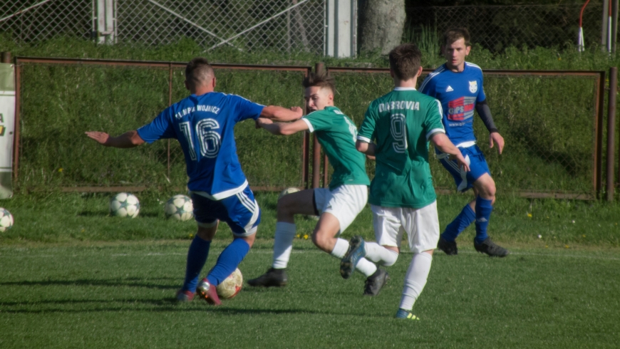 Olimpia odrabia cztery bramki straty i pokonuje Dąbrovię !