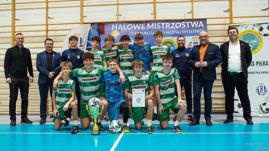 U17: Orzeł w podwójnej koronie! Juniorzy młodsi Halowymi Mistrzami Podokręgu!
