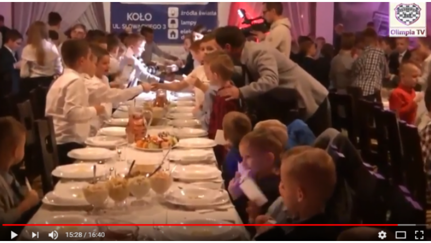 Wigilia Bożego Narodzenia drużyn młodzieżowych MKS Olimpii Koło [VIDEO]