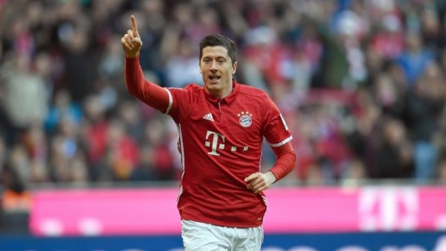 Lewandowski fortsatt en periode i Bayern