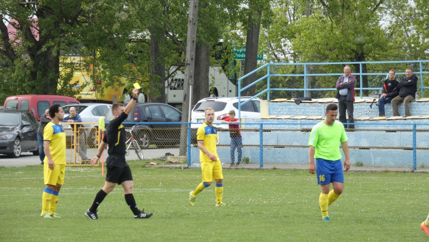 Lechita gromi Błękitnych 6:0!