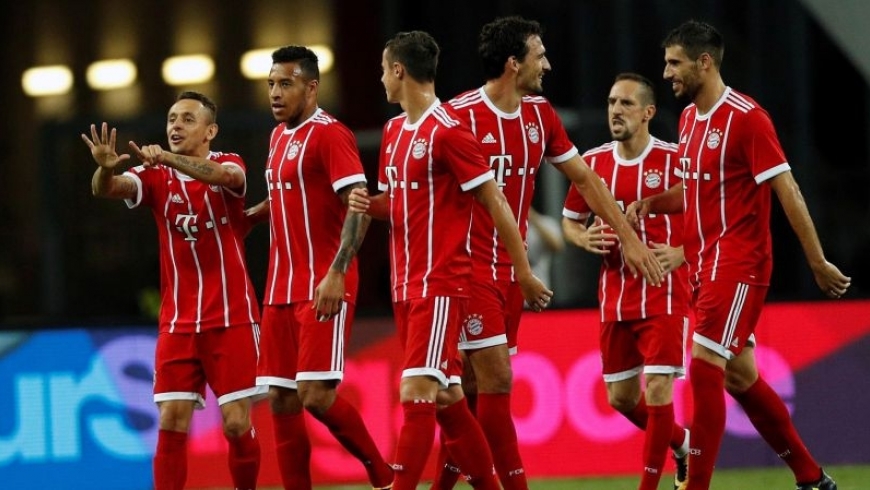 Muller vid dubbeln som Bayern studsar tillbaka