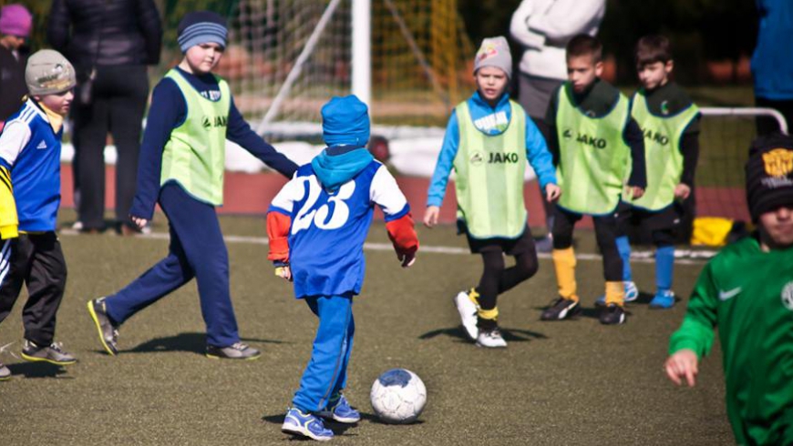 NIEDZIELA TURNIEJ DLA ROCZNIKA 2008 I MŁODSI