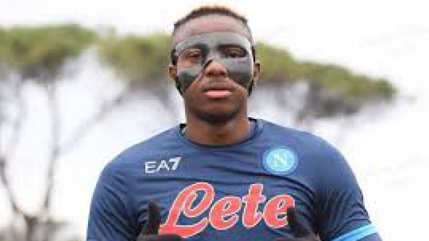 Napoli decide vender Osimhen?