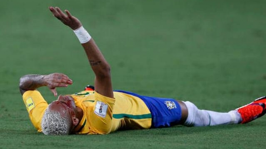 Neymar fikk blodig i Brasils store seier