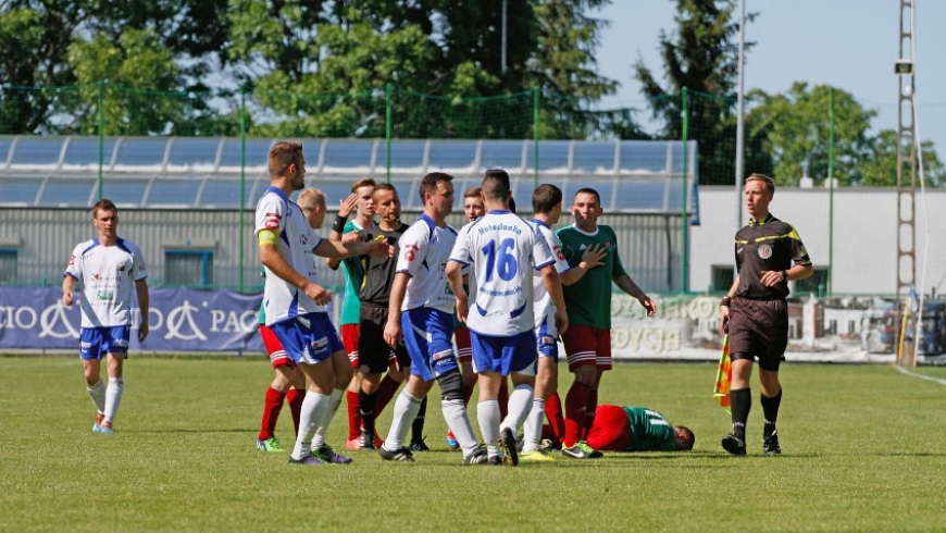 Odczarować stadion w Izbicy!