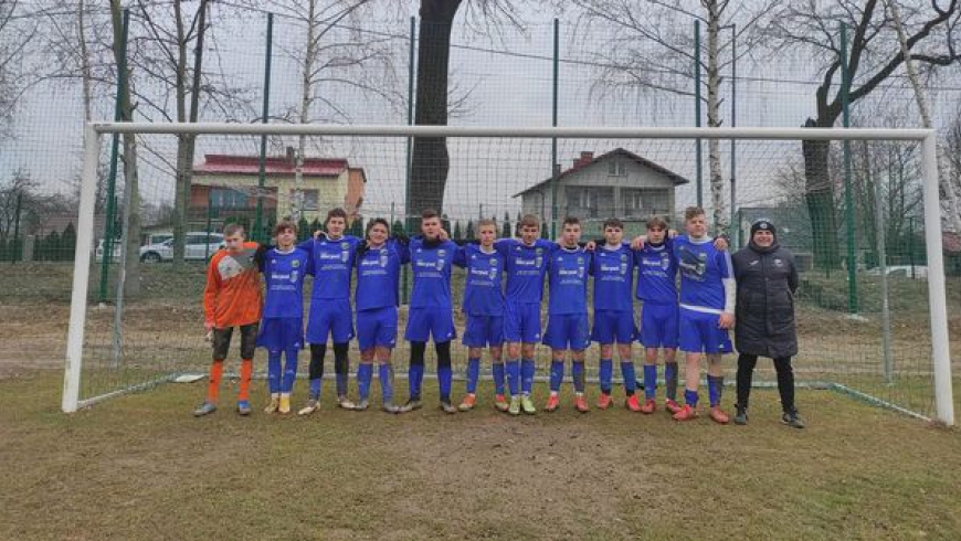 Juniorzy LKS Jawiszowice - Przełom Kaniów 5:4 w sparingu !!!