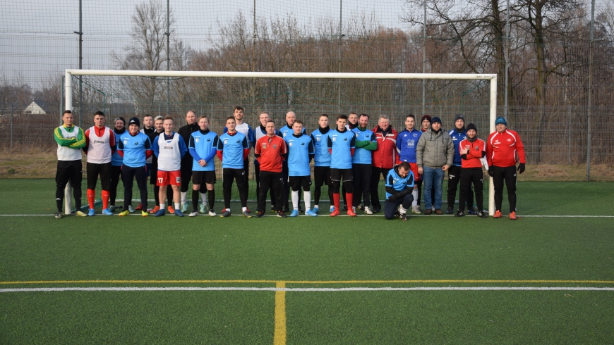 PRZEMSZA OKRADZIONÓW vs LKS ORZEŁ PACZYNA. (SPARING ZIMOWY)