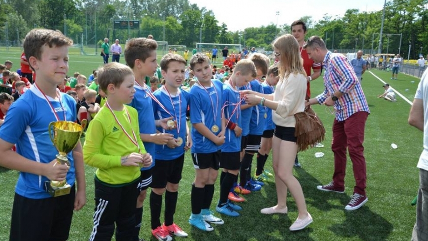 Rocznik 2007 - I miejsce w Dziecięcym Turnieju Piłki Nożnej