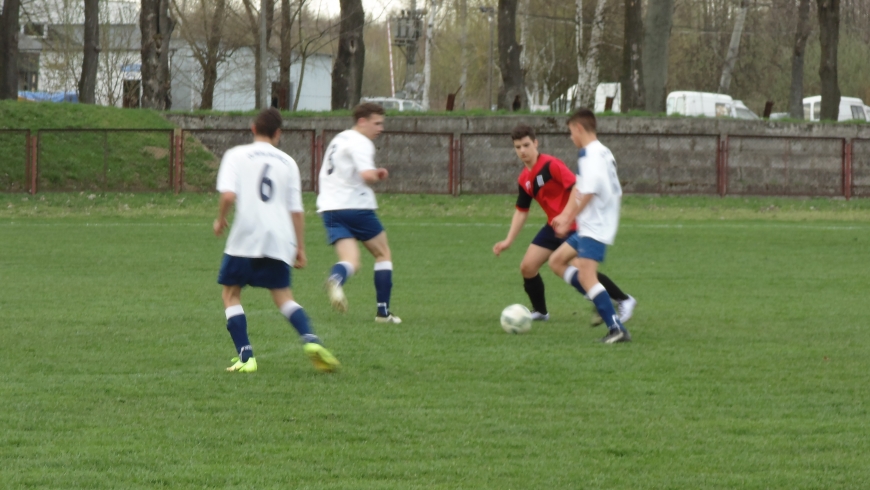 Zwycięstwo juniorów w sparingu.