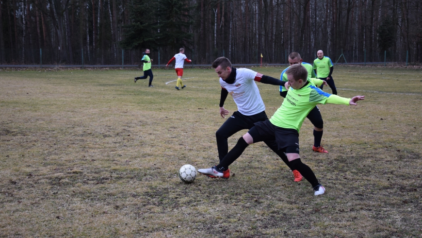 LKS ISKRA POŁOMIA VS LKS ORZEŁ PACZYNA (SPARING)