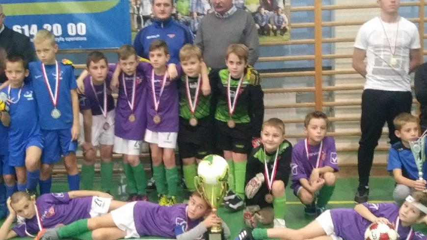 Liga halowa zainaugurowana, turniej na podium