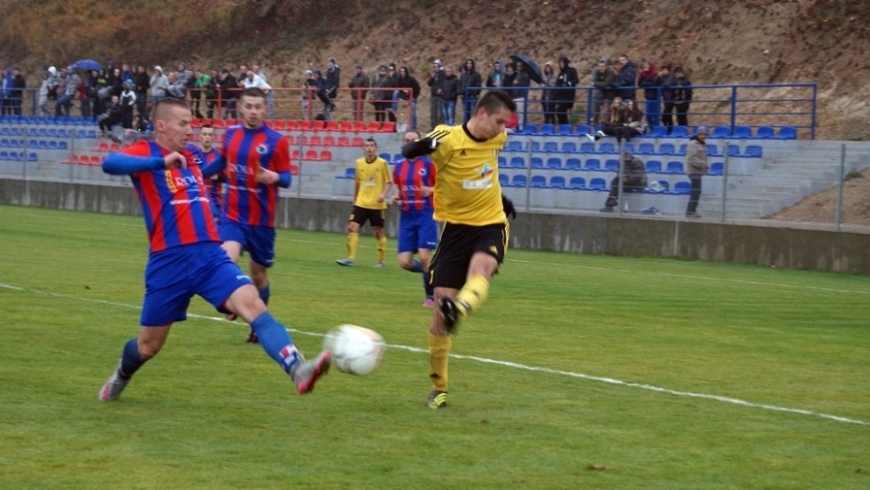 Pierwsze zwycięstwo!!! MKS Debrzno - Kaszubia Studzienice 2-3