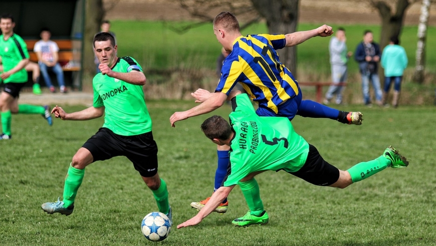 Huragan Proboszczów 3 - 2 Burza Gołaczów