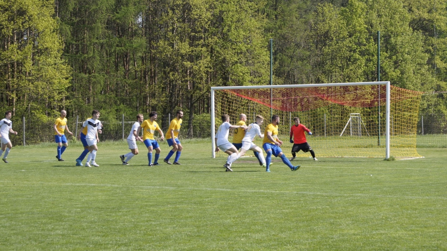 B-KLASA   ZŁOCI II ZŁOTKOWO - ARKA KIEKRZ  0-3